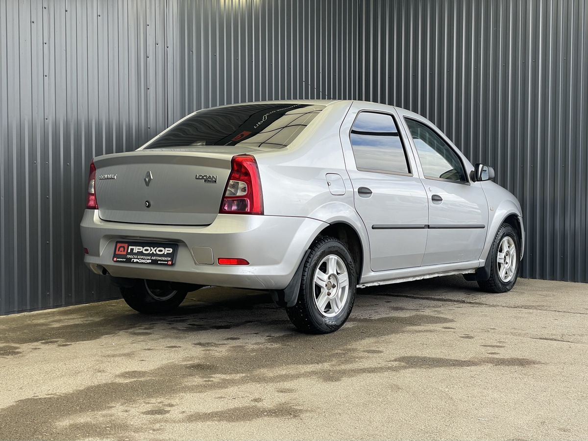 Renault Logan, фотография 22