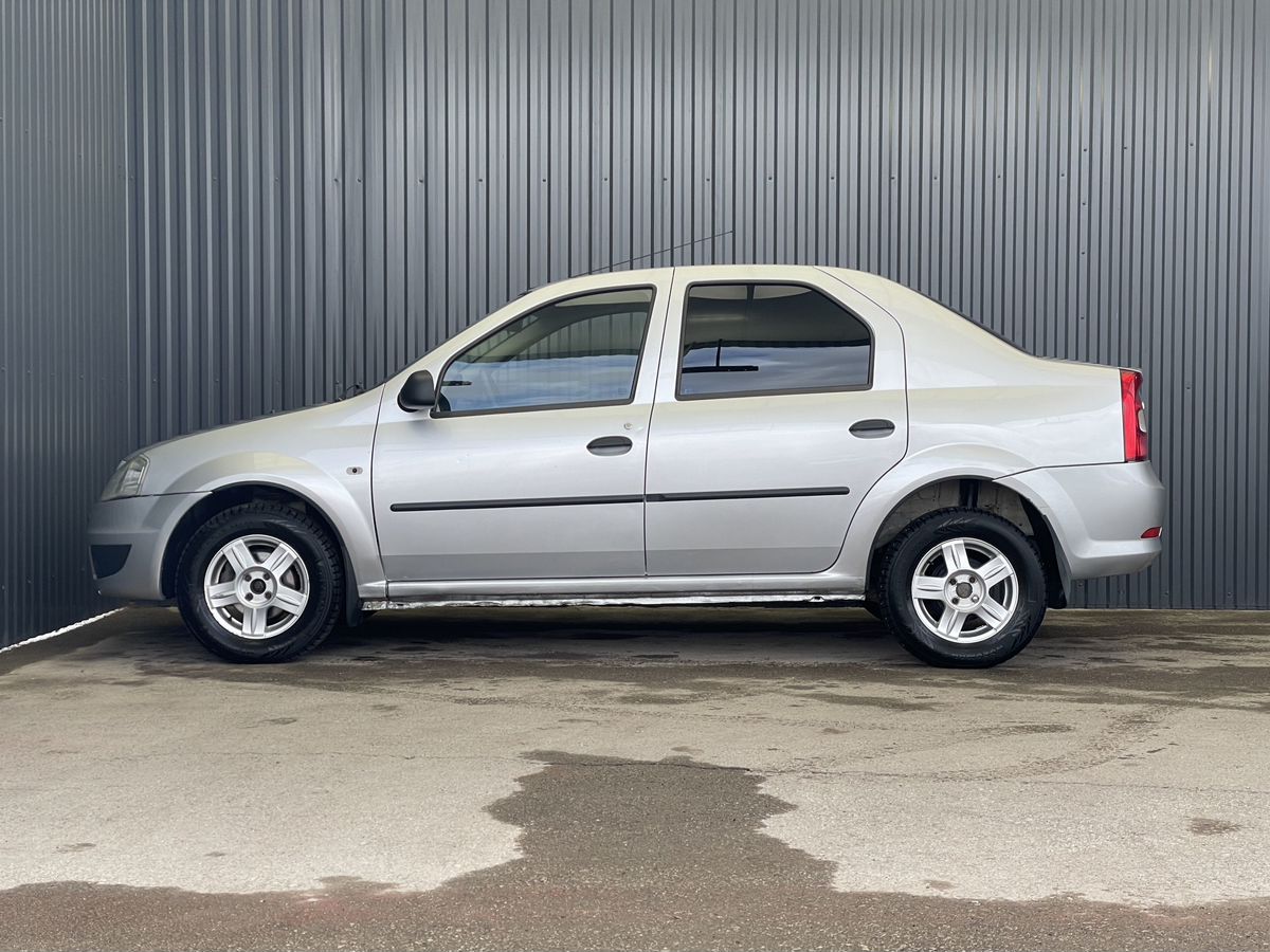 Renault Logan, фотография 25