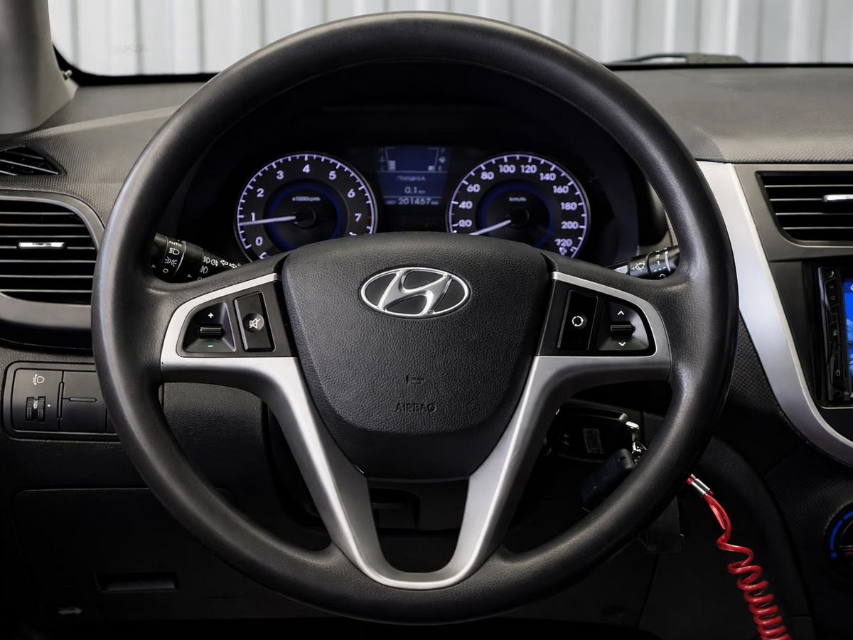 Hyundai Solaris, фотография 8