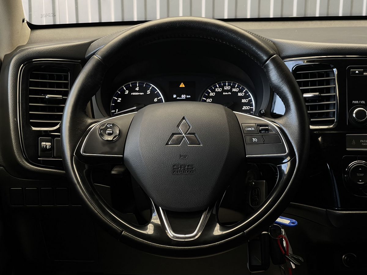 Mitsubishi Outlander, фотография 10