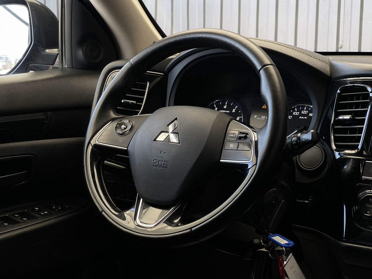 Mitsubishi Outlander, фотография 7