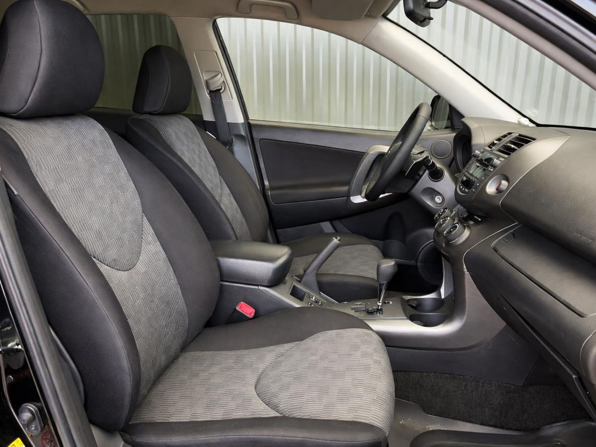 Toyota RAV4, фотография 21