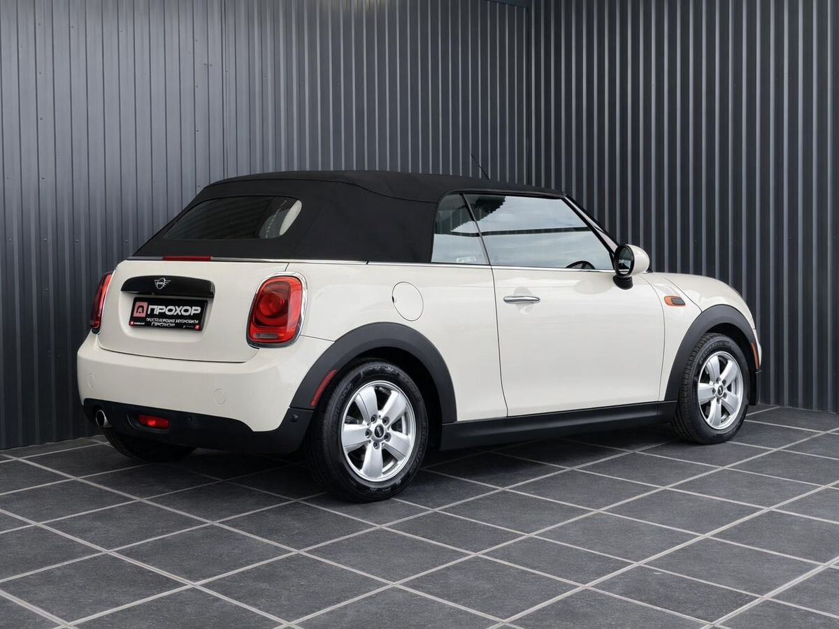 Mini Cabrio, фотография 28