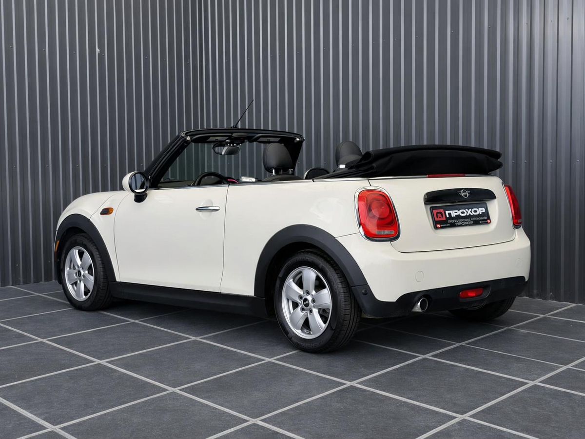 Mini Cabrio, фотография 32