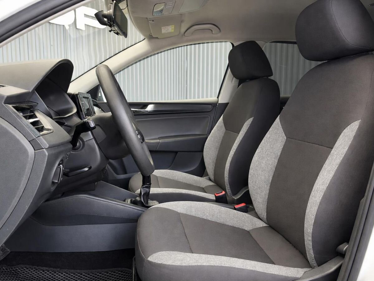 Skoda Rapid, фотография 16