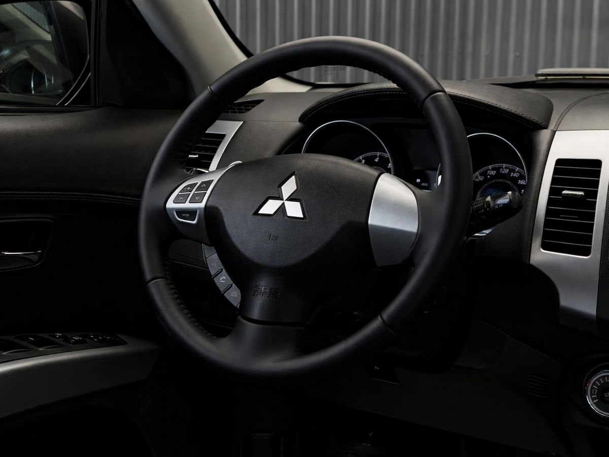 Mitsubishi Outlander, фотография 12