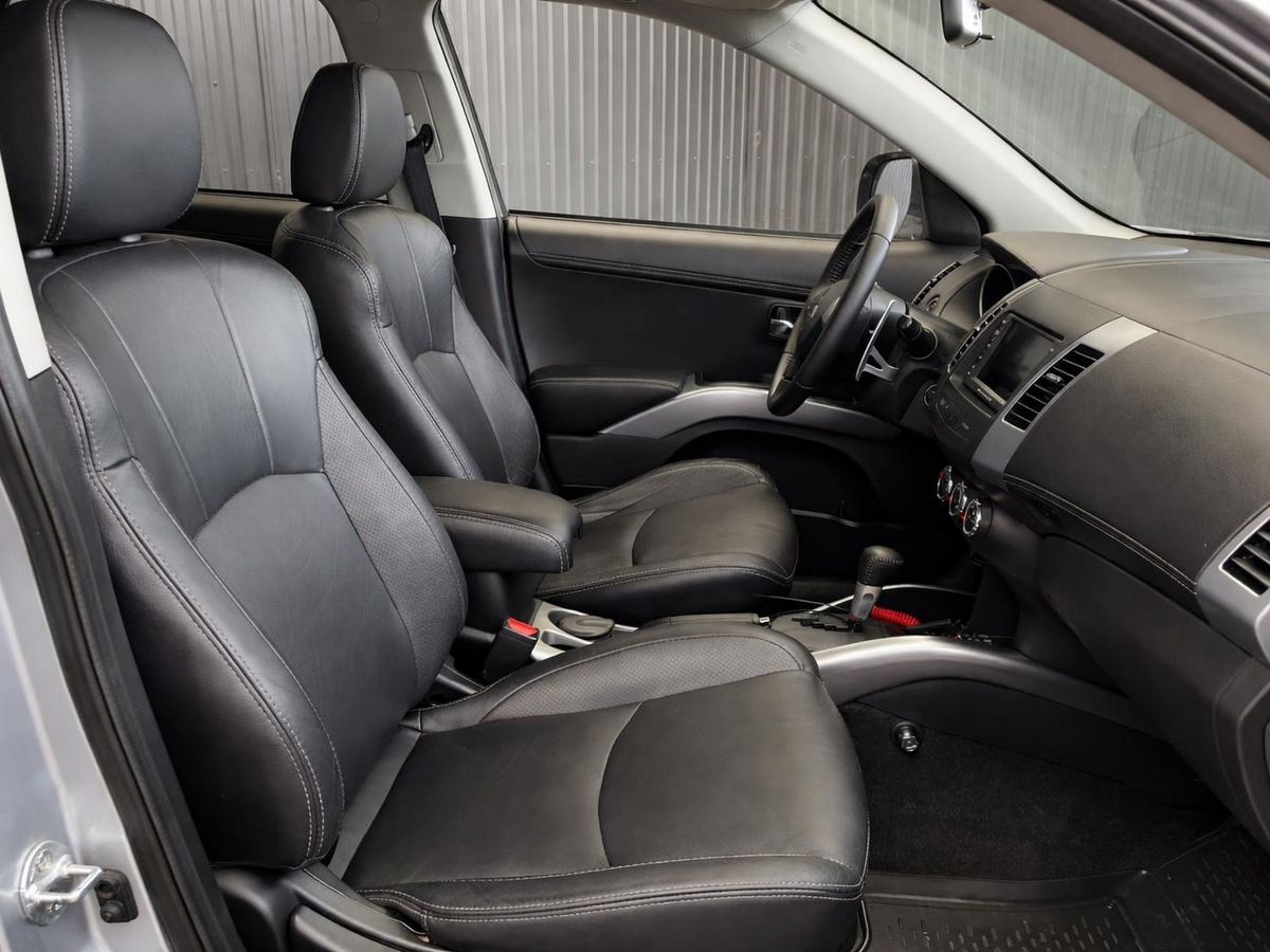 Mitsubishi Outlander, фотография 27