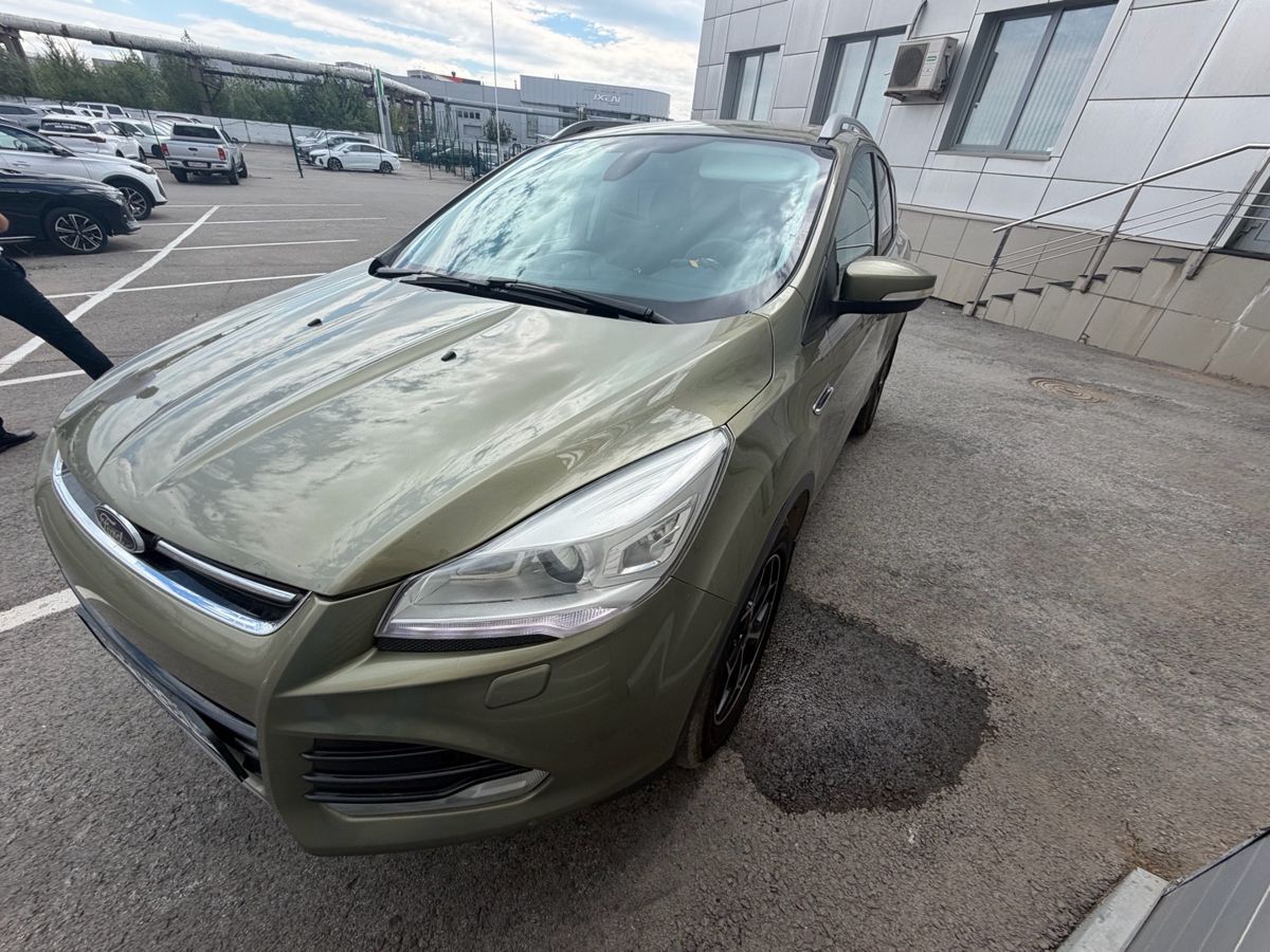 Ford Kuga, фотография 2