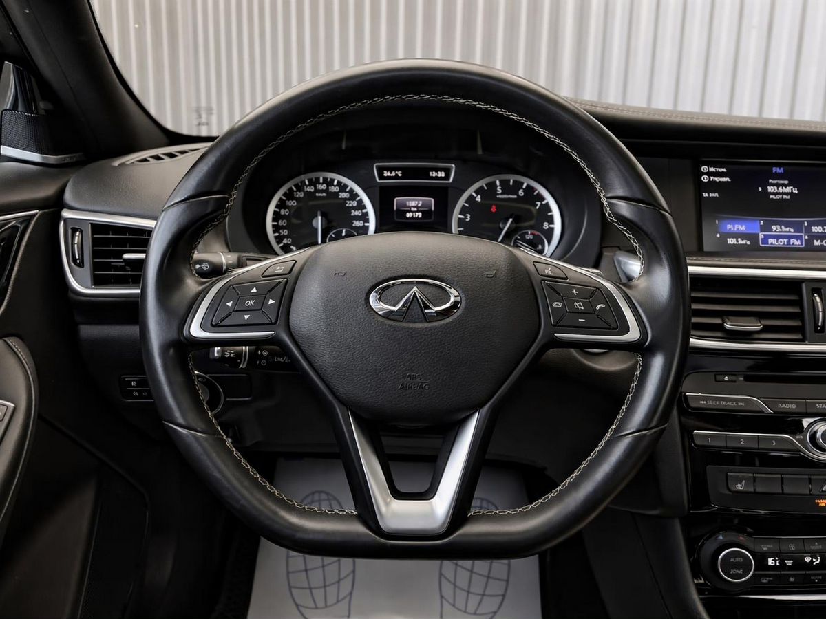 Infiniti Q30, фотография 7