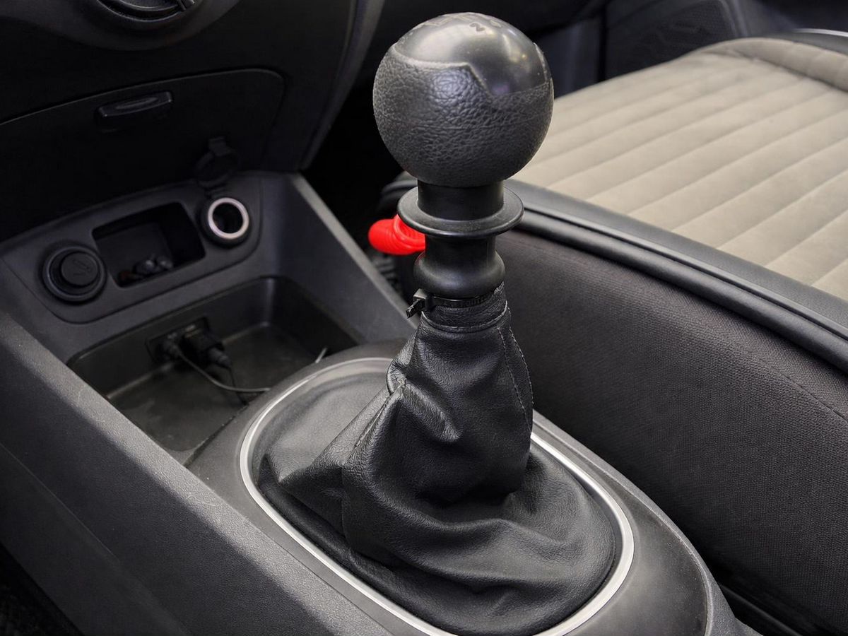 Kia Rio, фотография 13