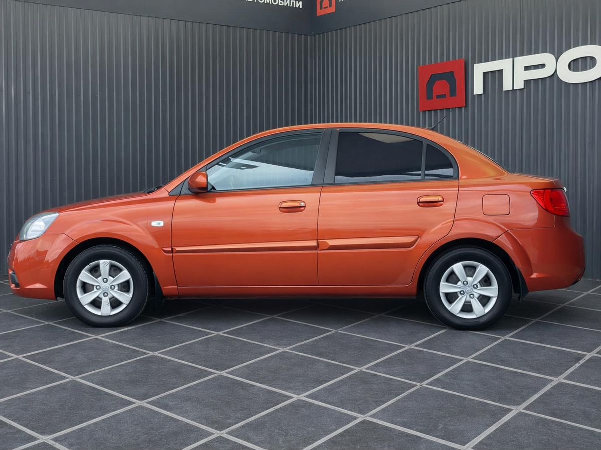 Kia Rio, фотография 28