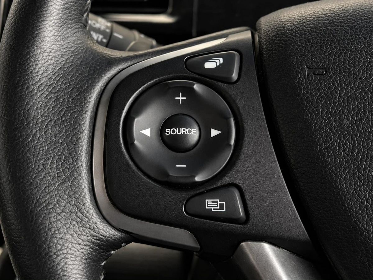 Honda Stepwgn, фотография 10