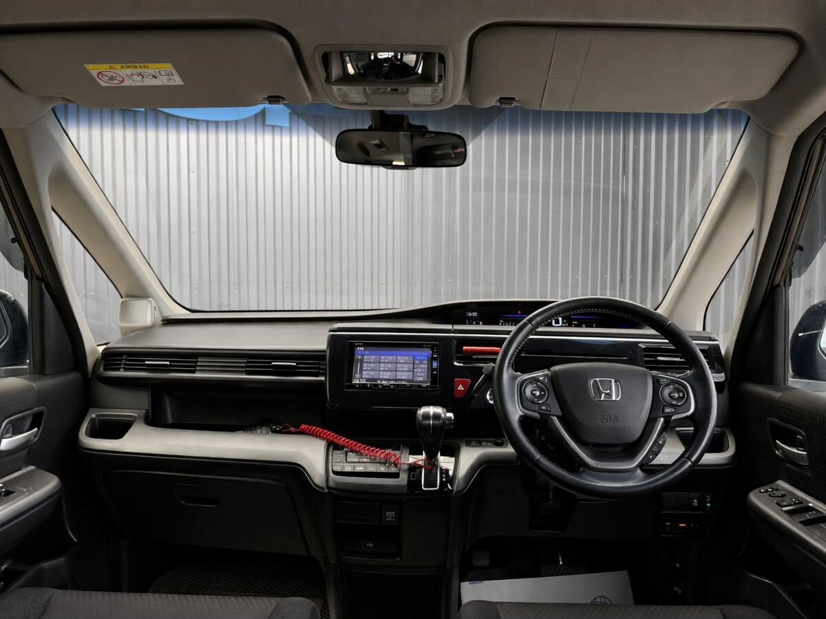 Honda Stepwgn, фотография 6