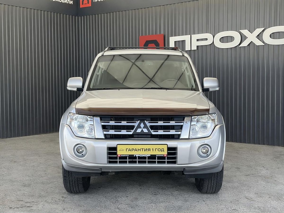 Mitsubishi Pajero, фотография 2