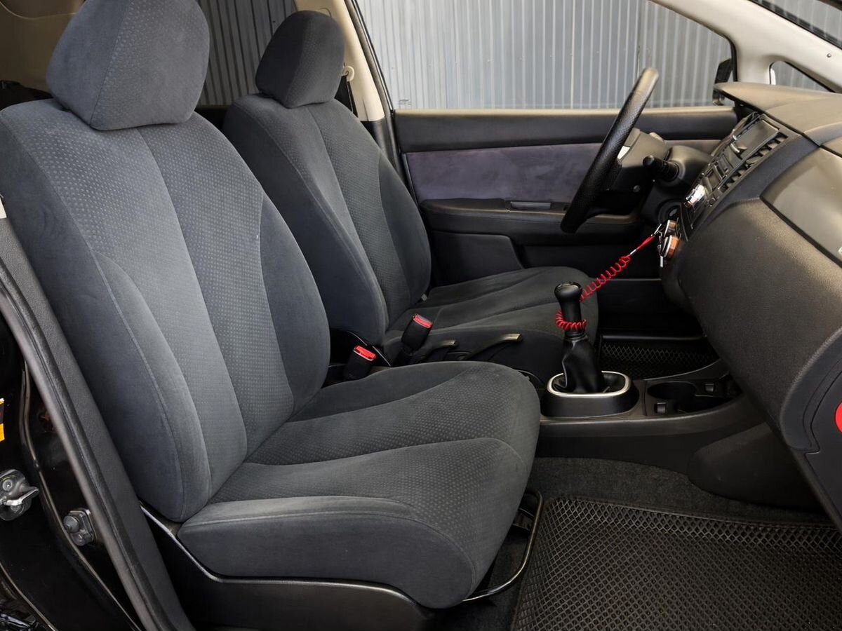 Nissan Tiida, фотография 17