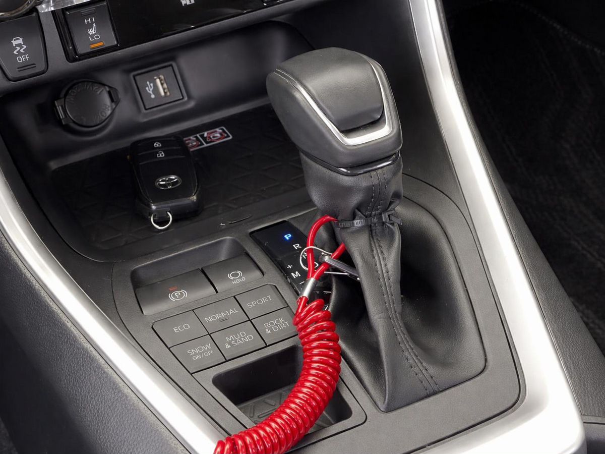 Toyota RAV4, фотография 14