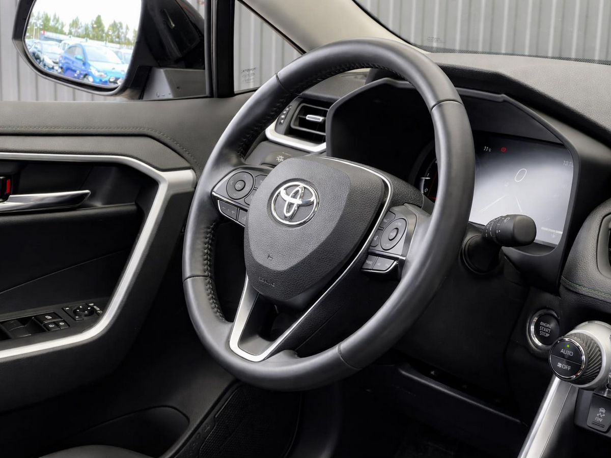 Toyota RAV4, фотография 10