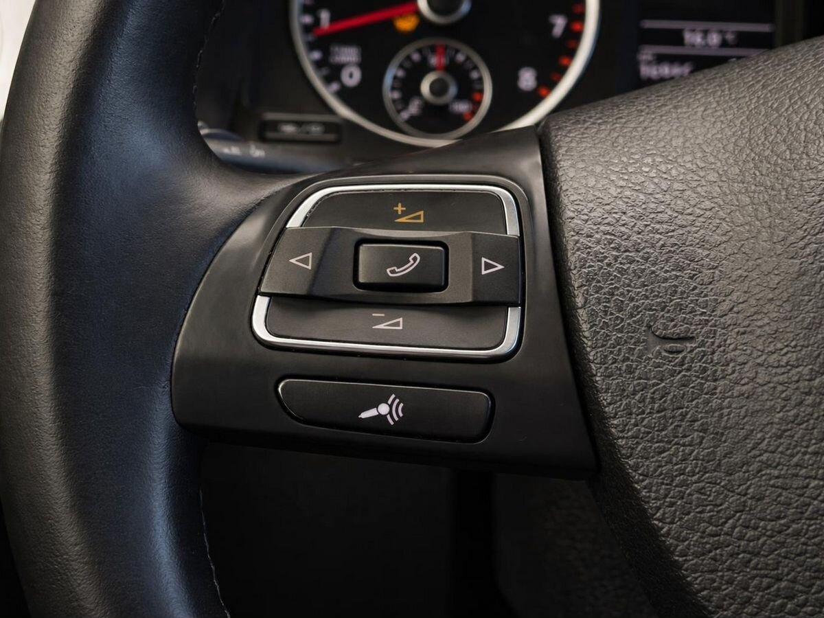 Volkswagen Tiguan, фотография 9