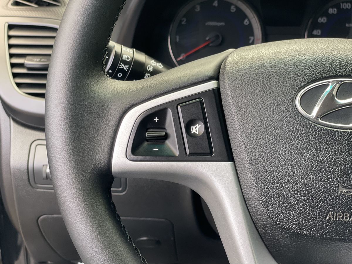 Hyundai Solaris, фотография 9