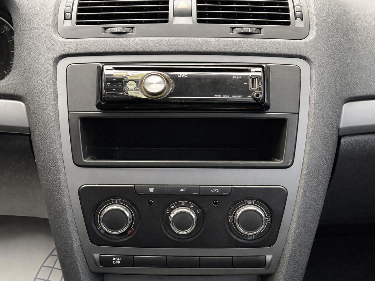 Skoda Octavia, фотография 11