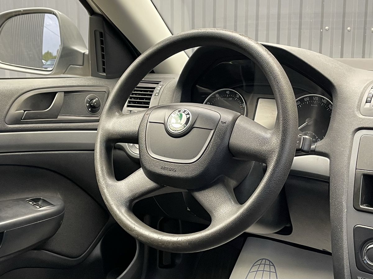 Skoda Octavia, фотография 10