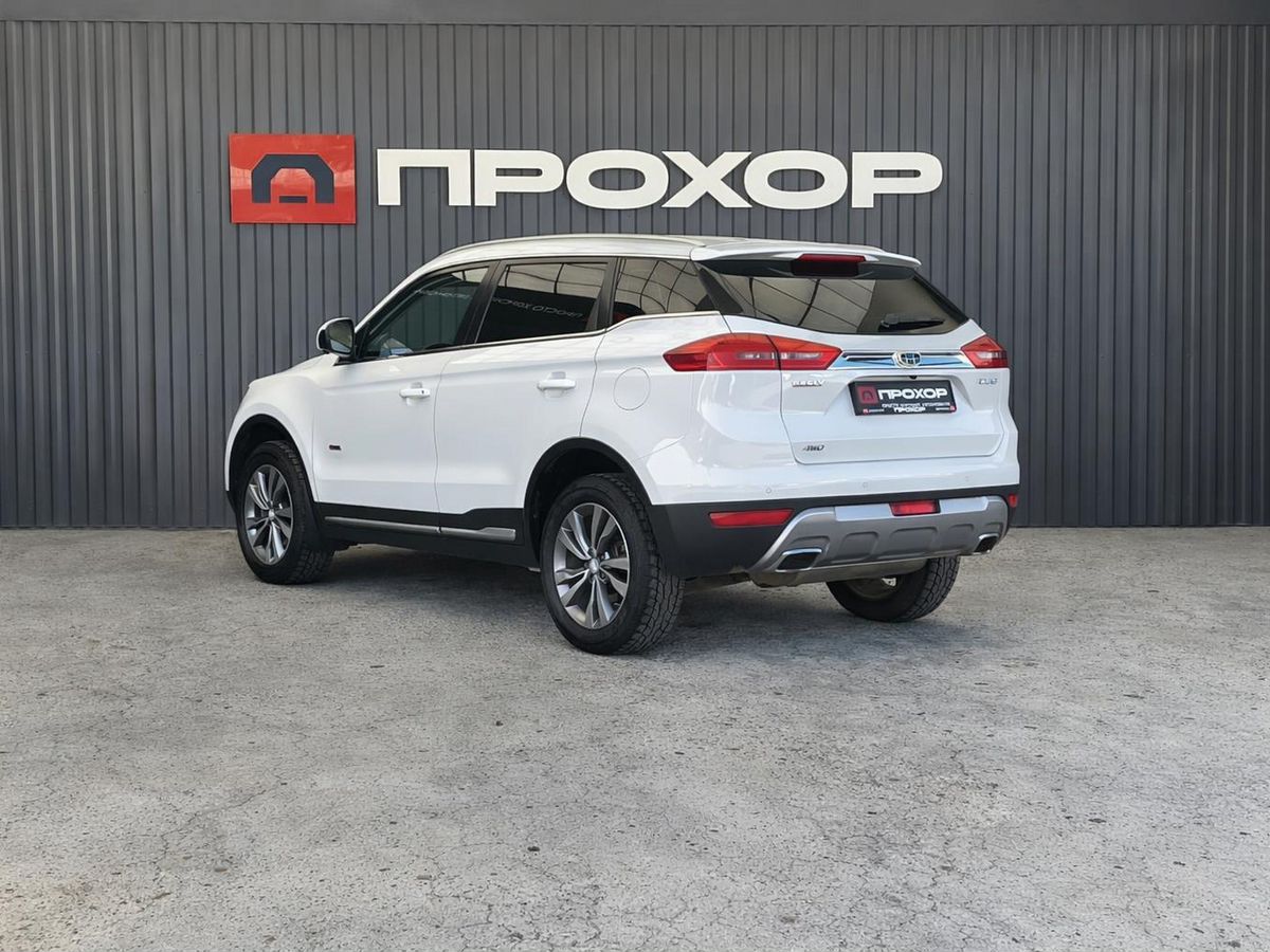Geely Atlas, фотография 31