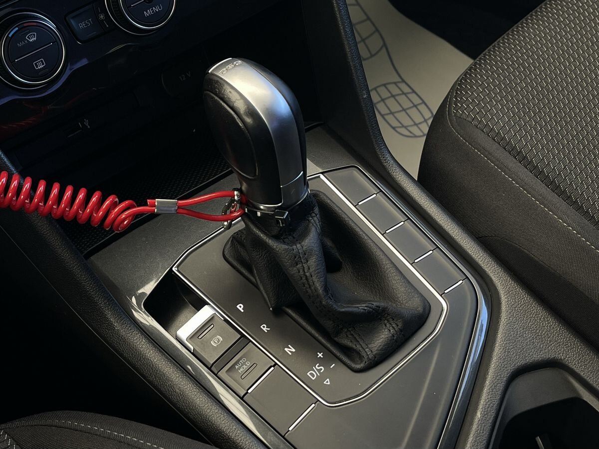Volkswagen Tiguan, фотография 15
