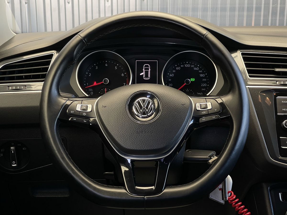 Volkswagen Tiguan, фотография 11