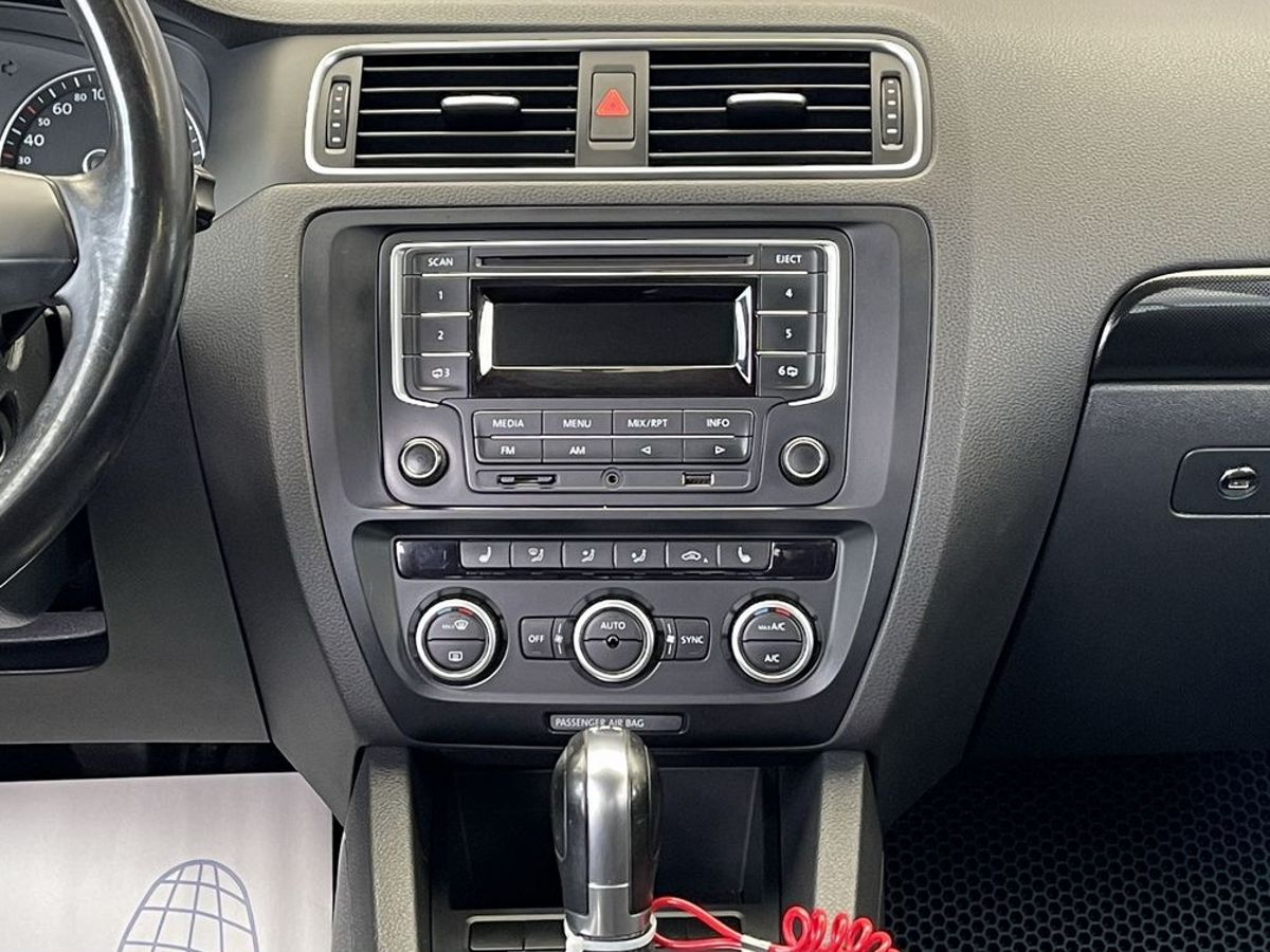 Volkswagen Jetta, фотография 10