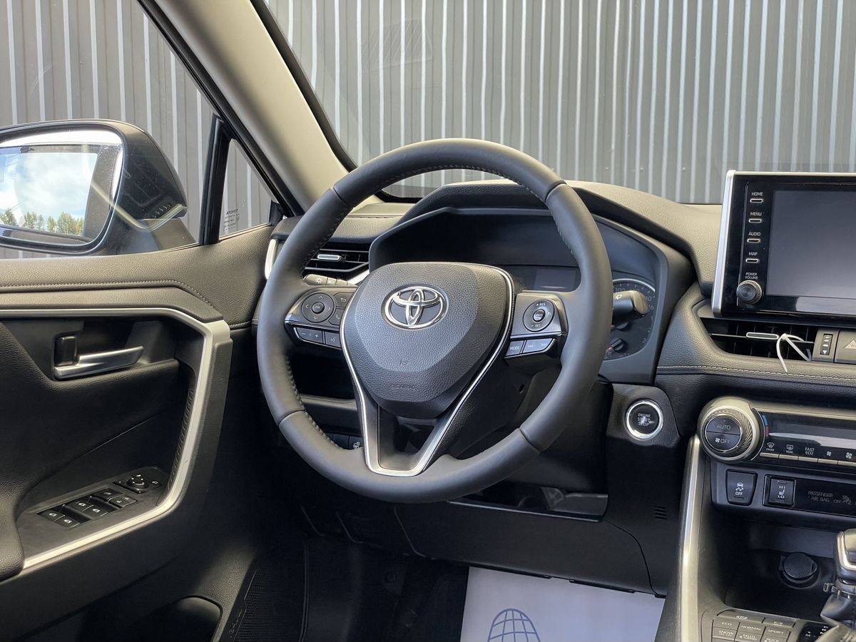 Toyota RAV4, фотография 11