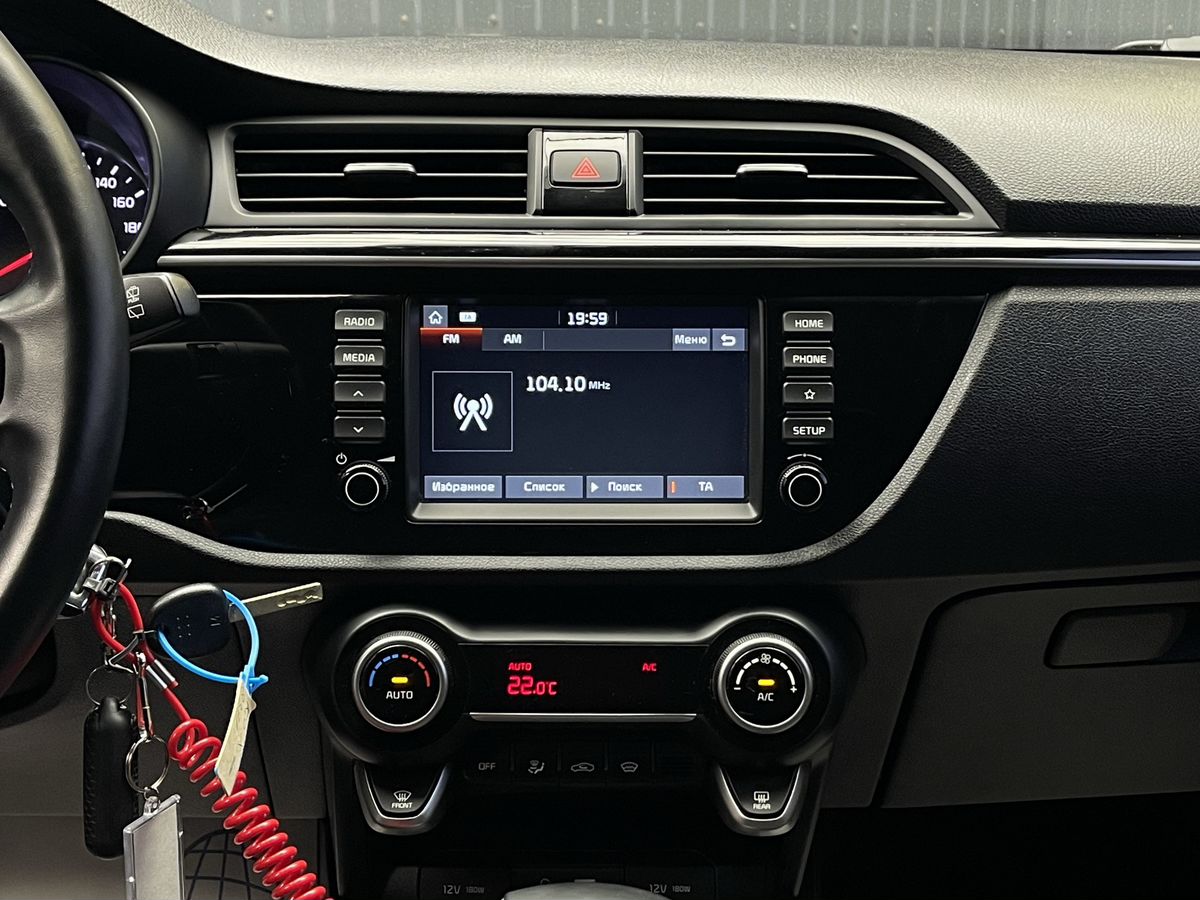 Kia Rio, фотография 11
