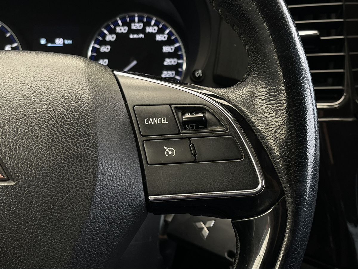 Mitsubishi Outlander, фотография 10