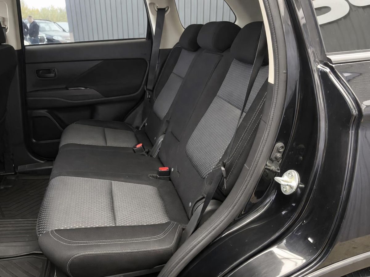 Mitsubishi Outlander, фотография 23