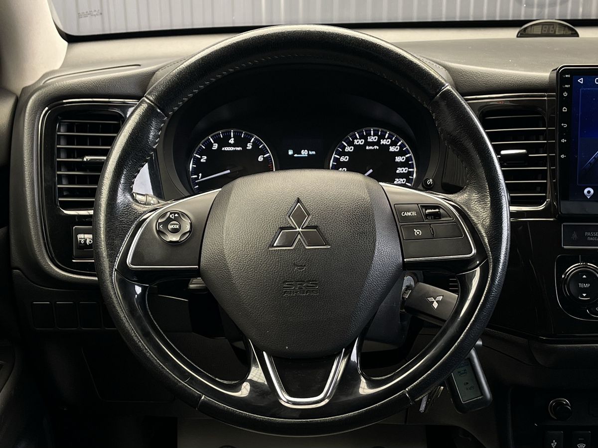 Mitsubishi Outlander, фотография 7