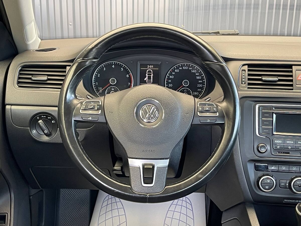 Volkswagen Jetta, фотография 7