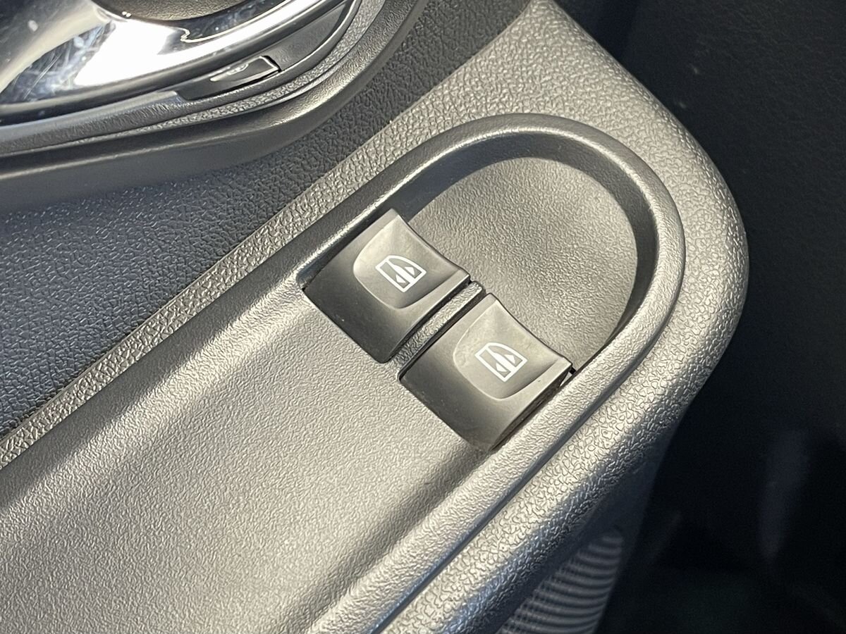 Nissan Terrano, фотография 11