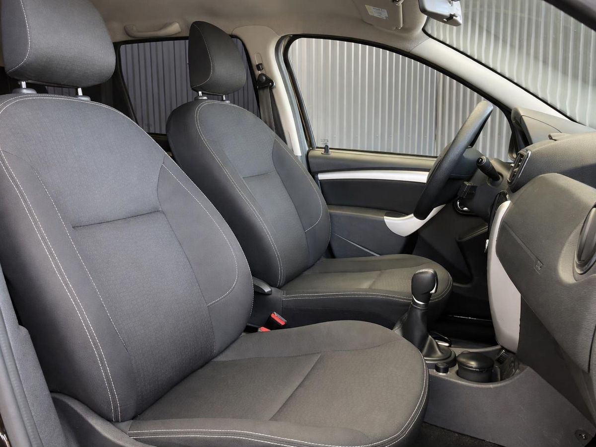 Nissan Terrano, фотография 14