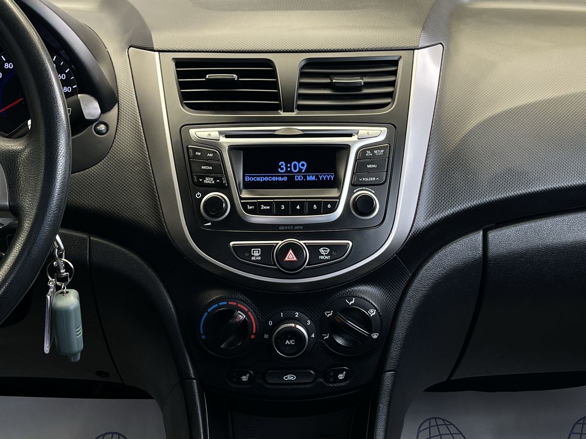Hyundai Solaris, фотография 13