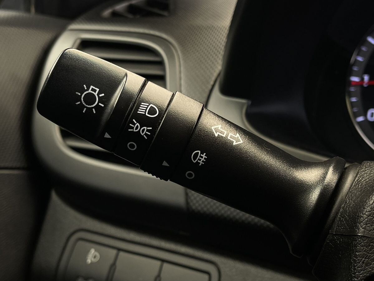 Hyundai Solaris, фотография 8