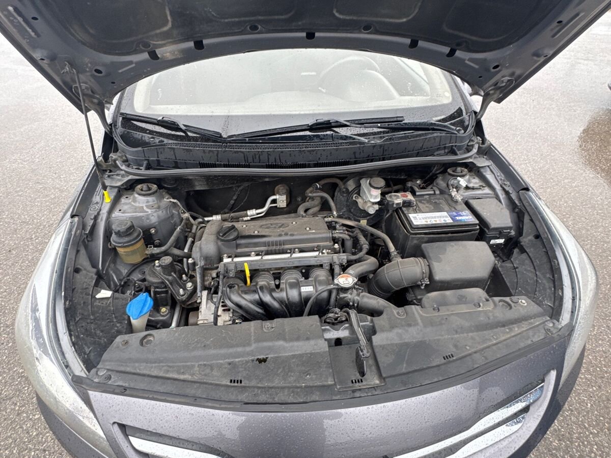 Hyundai Solaris, фотография 8