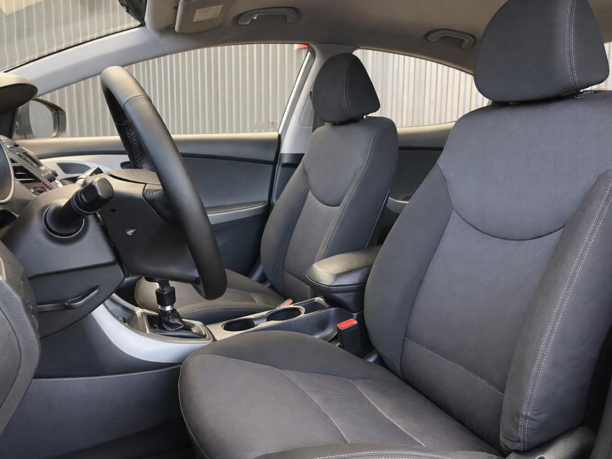Hyundai Elantra, фотография 16