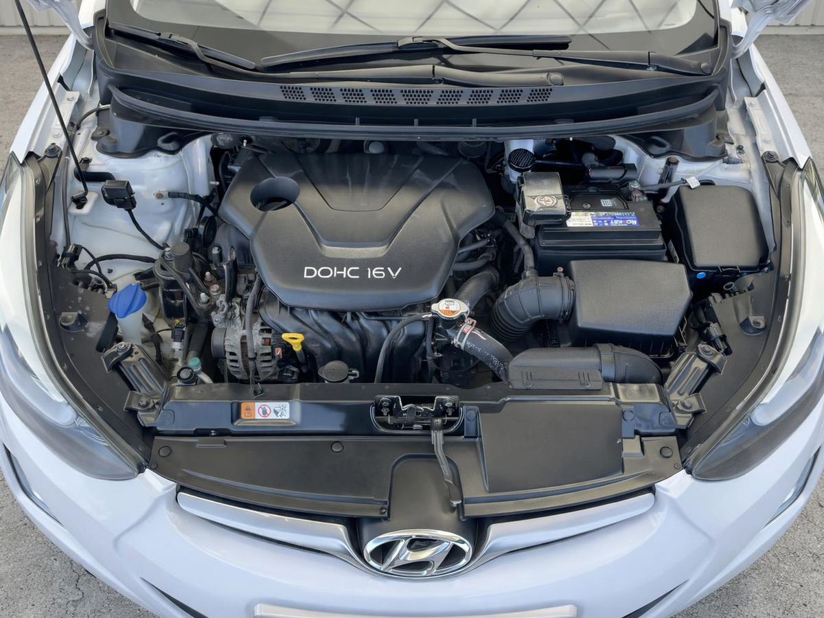 Hyundai Elantra, фотография 21
