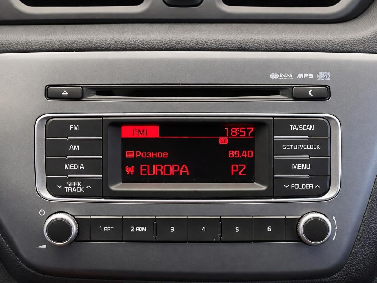 Kia Rio, фотография 11