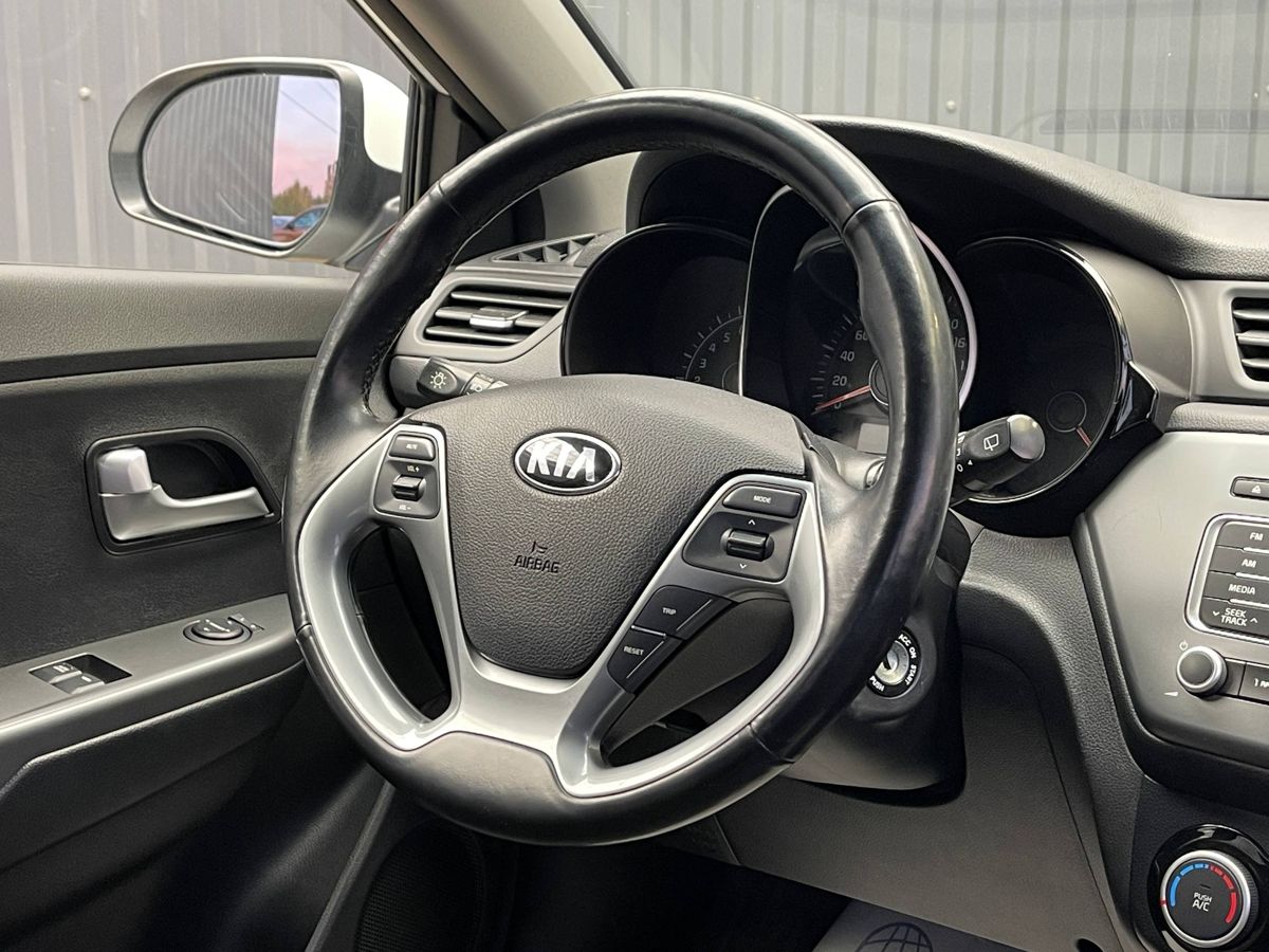 Kia Rio, фотография 9