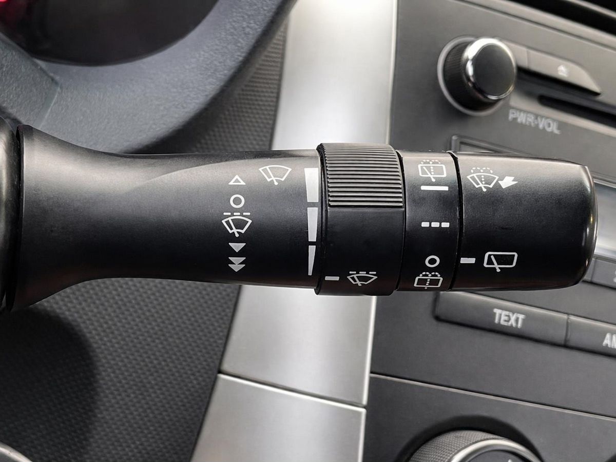 Toyota Auris, фотография 9