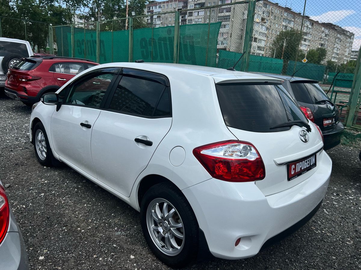 Toyota Auris, фотография 3