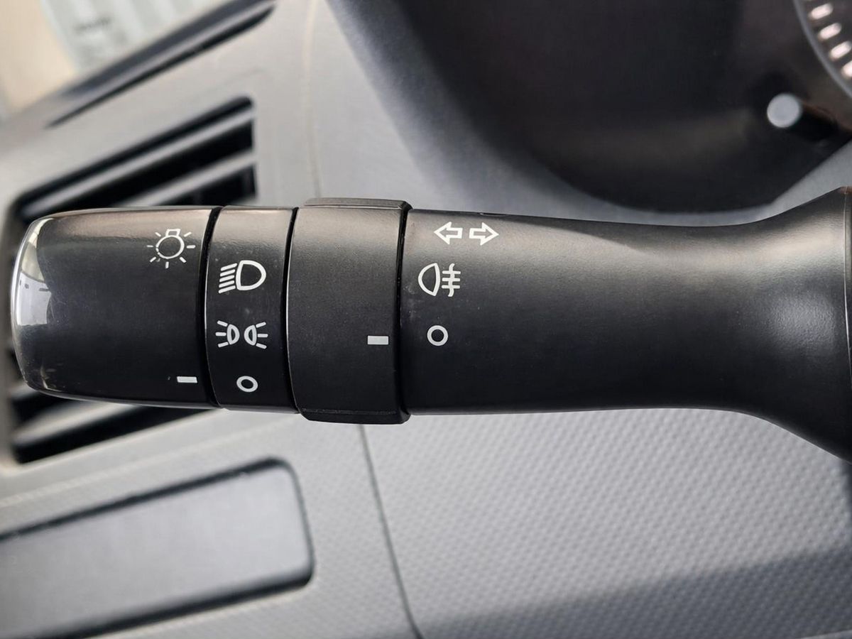 Toyota Auris, фотография 8