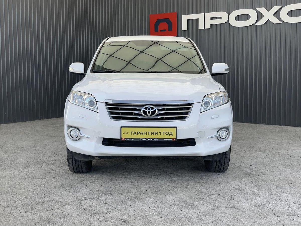 Toyota RAV4, фотография 2