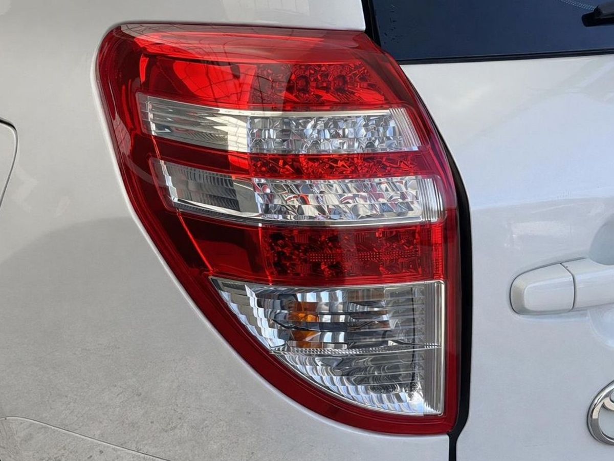 Toyota RAV4, фотография 29