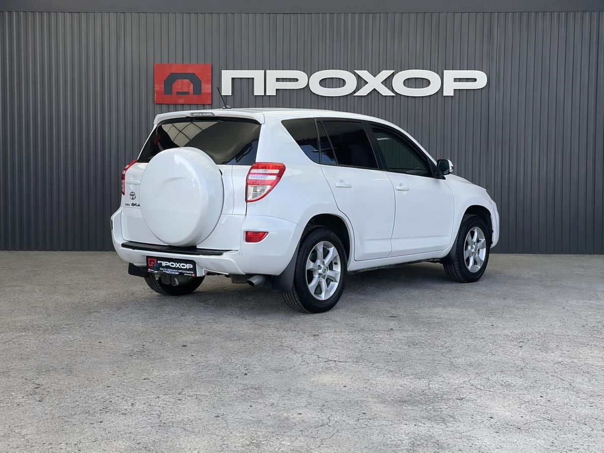 Toyota RAV4, фотография 28